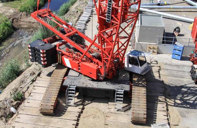 Liebherr LR 1400-2, for sale, 2011, 400t, €1,595,000 EUR