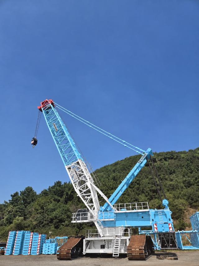 Liebherr LR 11000, for sale, 2023, 1000t, €10,750,000 EUR